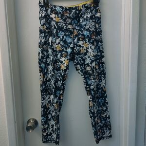 Dip women activewear logging size M